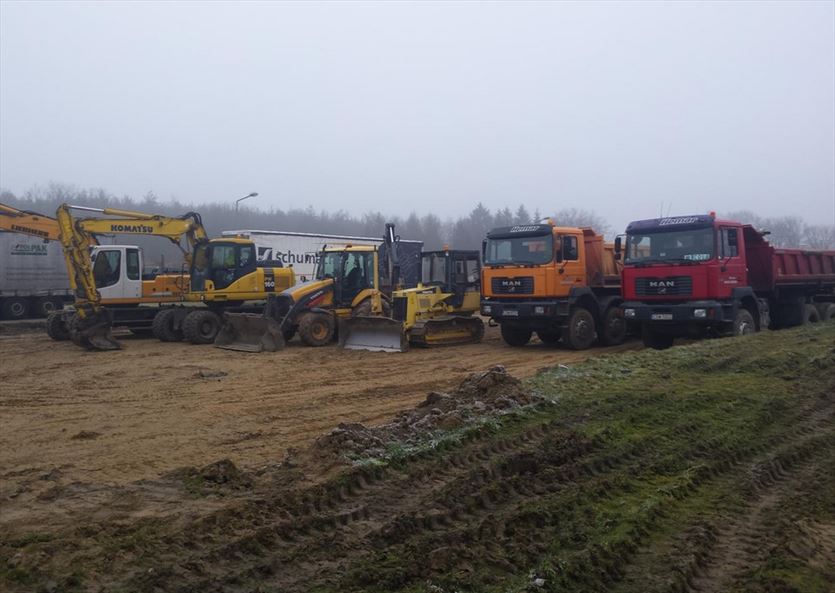 przyjazna Budowlane usługi - fundamenty, wykopy, Prace Ziemne 